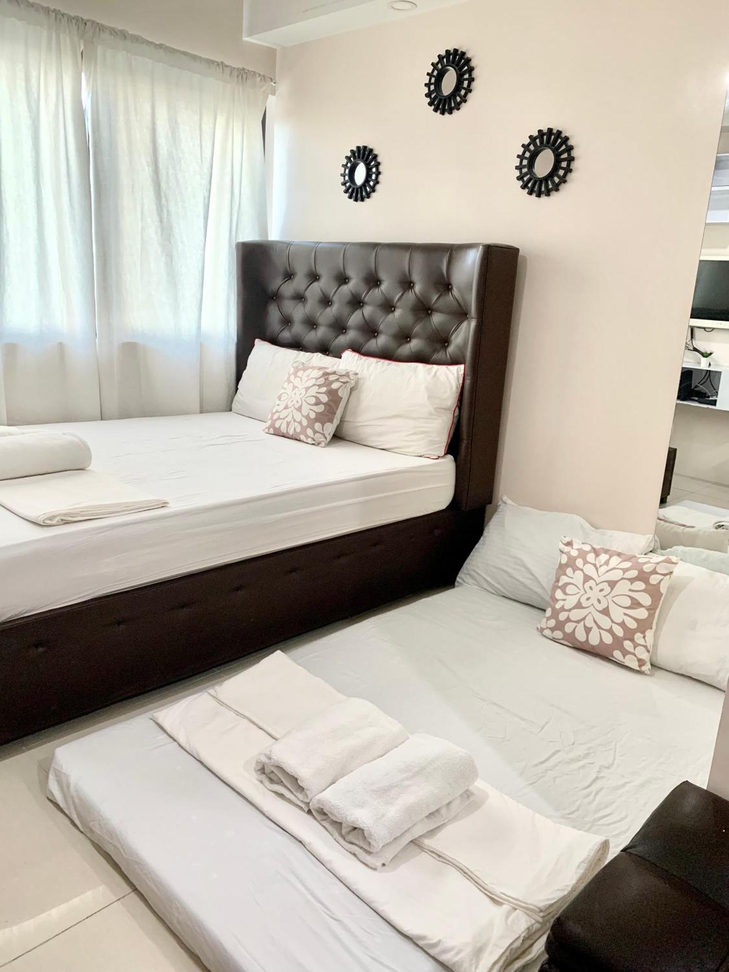 The Persimmon Studios Near Ayala And Sm City セブ市 部屋 写真
