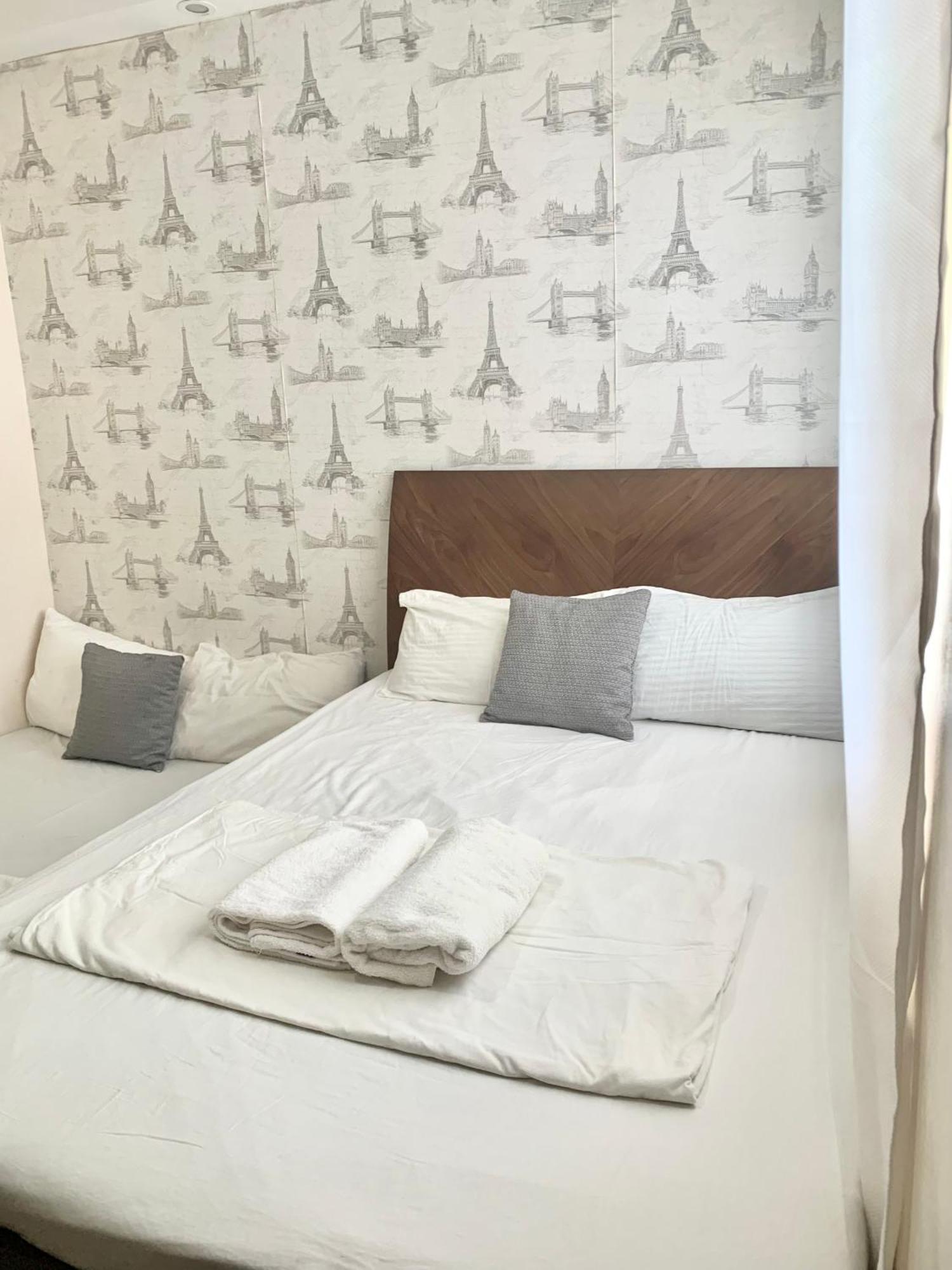 The Persimmon Studios Near Ayala And Sm City セブ市 部屋 写真