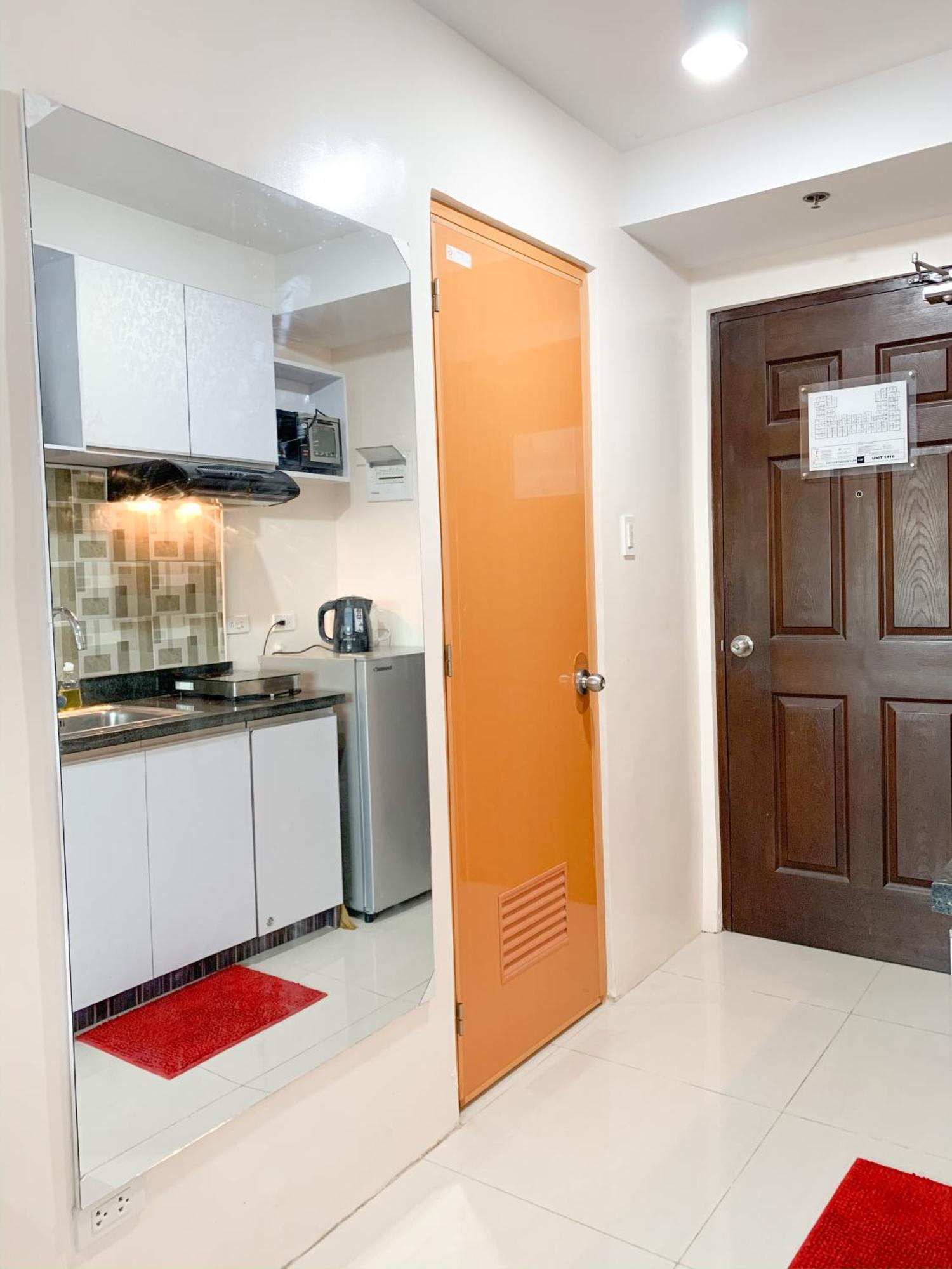 The Persimmon Studios Near Ayala And Sm City セブ市 部屋 写真